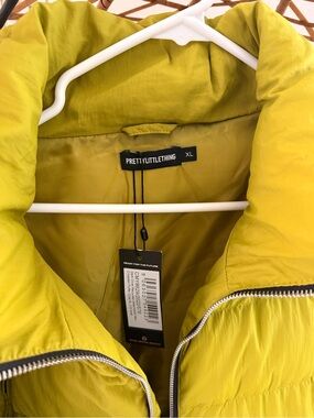 PrettyLittleThing Lime Yellow Puffer Jacket